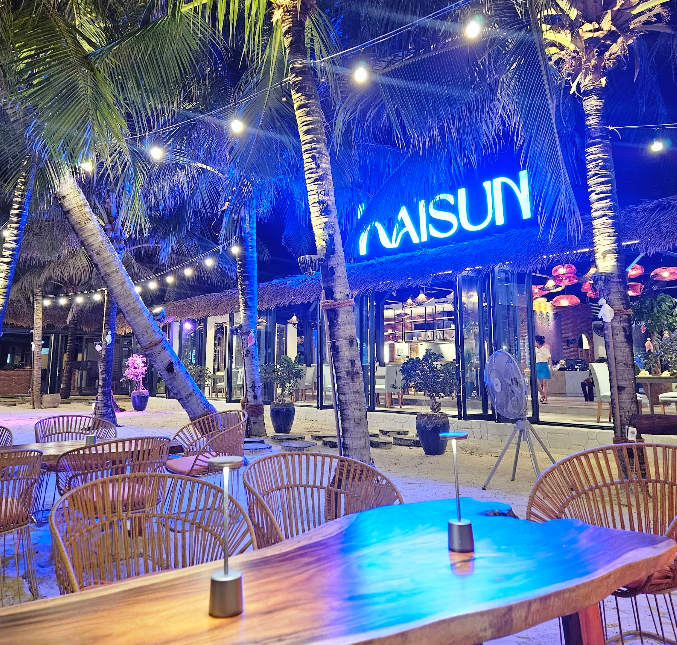 Kaisun Restaurant beach front